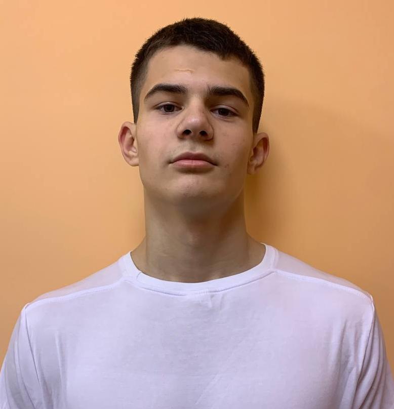 Бега Артем Александрович