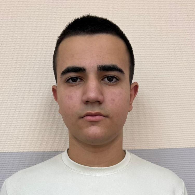 Абрамян Алекс Игоревич