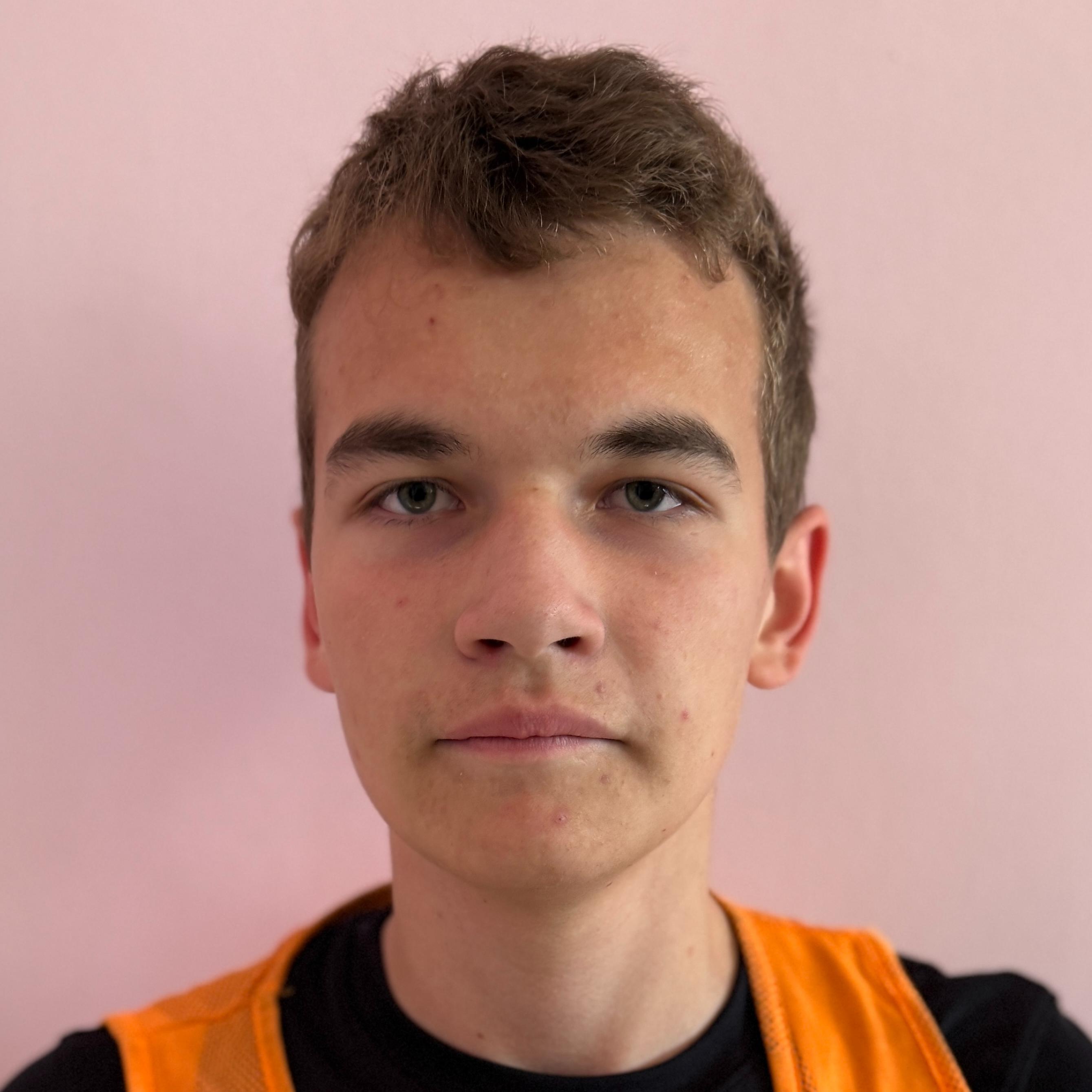 Чеснов Антон Евгеньевич